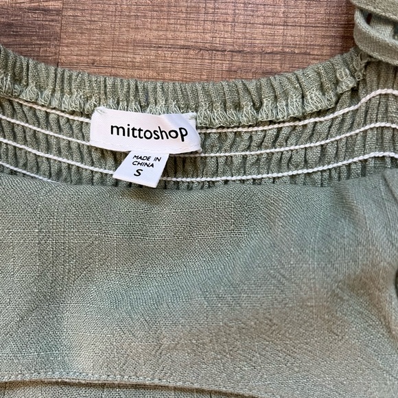 Green Ruffle Hem Dress - Picture 3 of 5